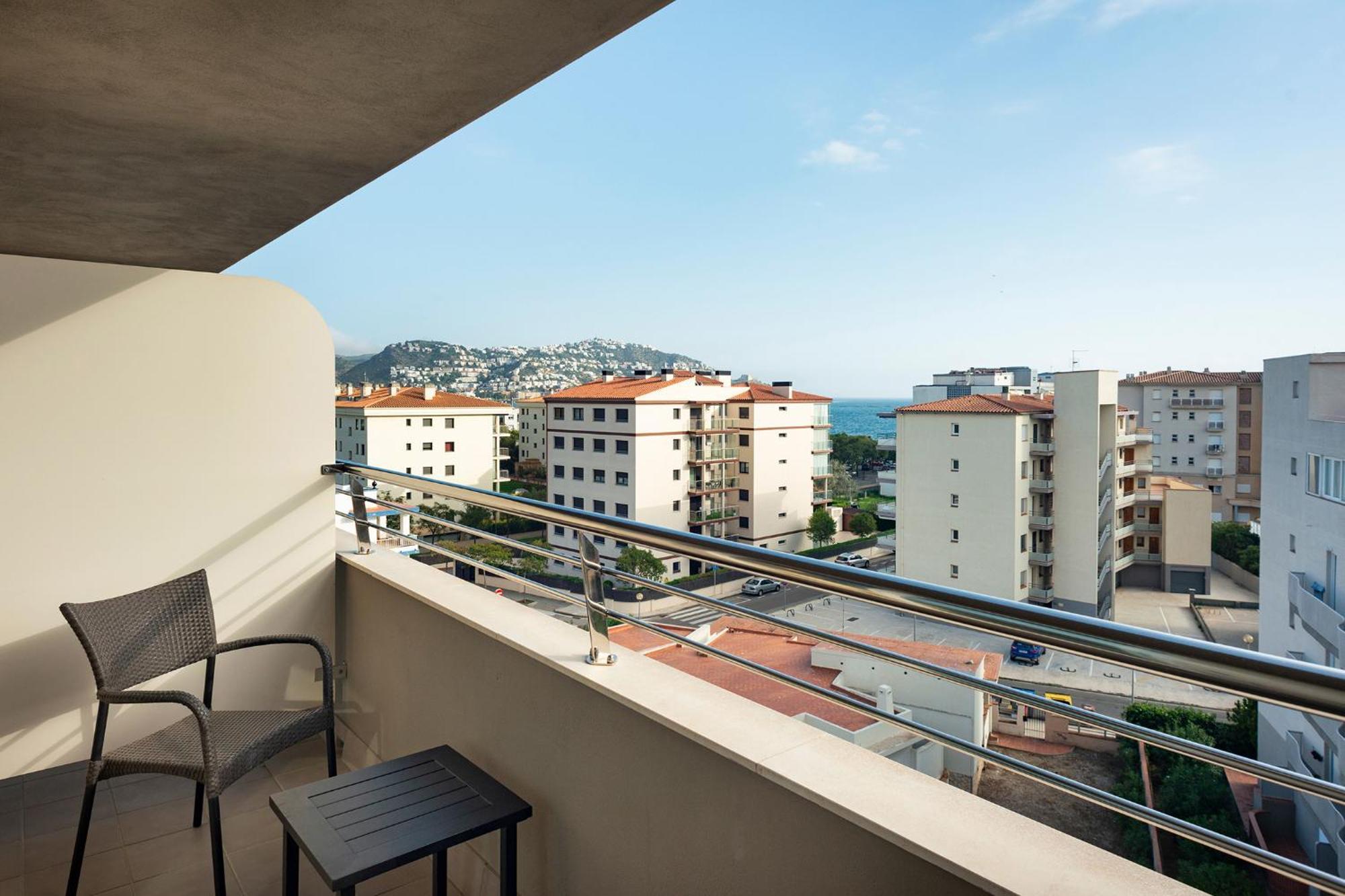 Hotel Spa Mediterraneo Park ロザス 部屋 写真